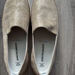 Johnston & Murphy Women's Beige Loafers